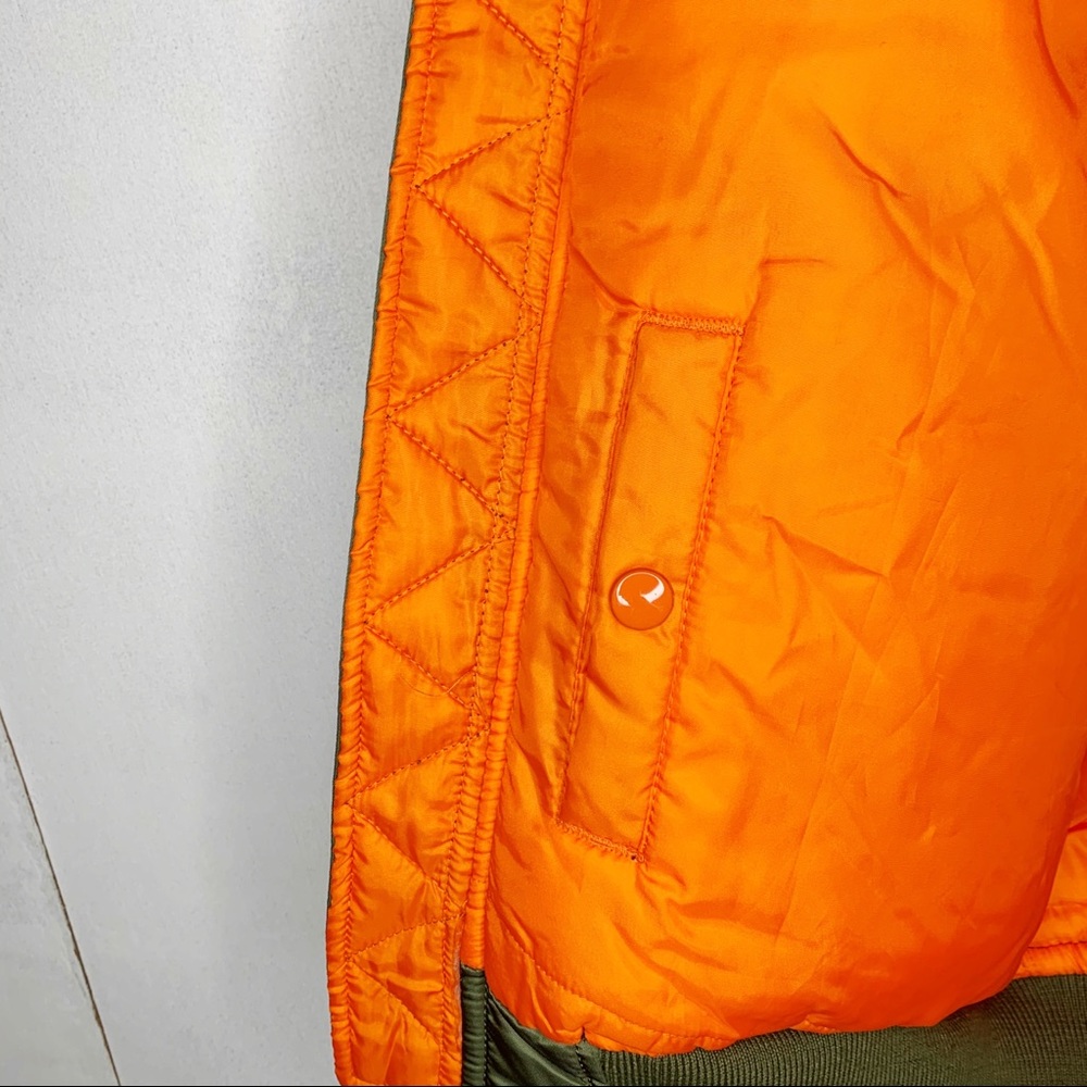 ALPHA INDUSTRIES MA-1 Classic Bomber Flight Jacket - Picture 13 of 16
